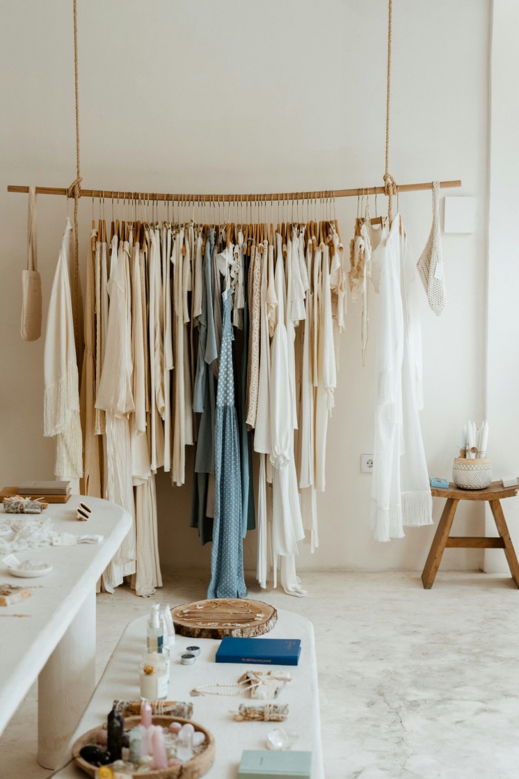 Inside the Bella Que boutique